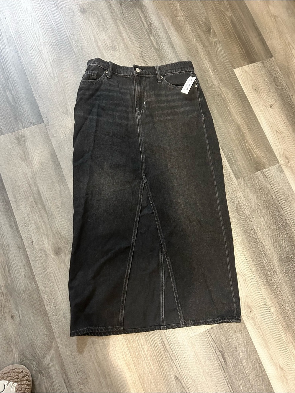Old Navy Black Washed Denim Skirt